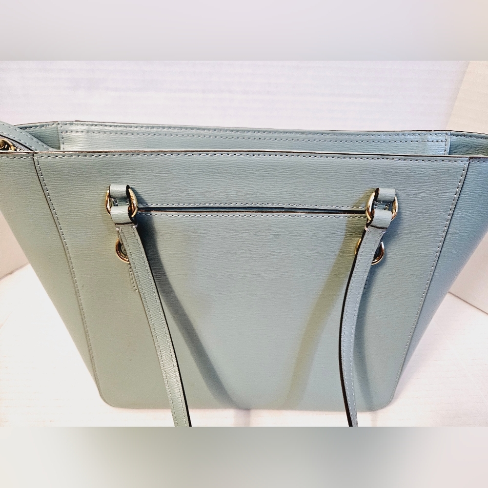 Lauren Ralph Lauren Handbag - Picture 3 of 13